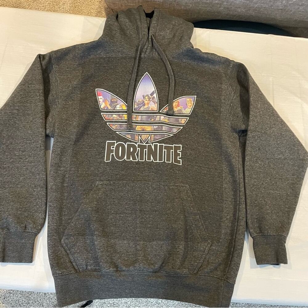 Fortnite Pullover Hoodie Mens M Gray Graphic Fleece Ohio Gamer Sweatshirt